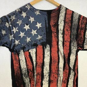 DOM‎ It's About The Art American Flag Graphic T-Shirt Crew Neck Short Sleeve L